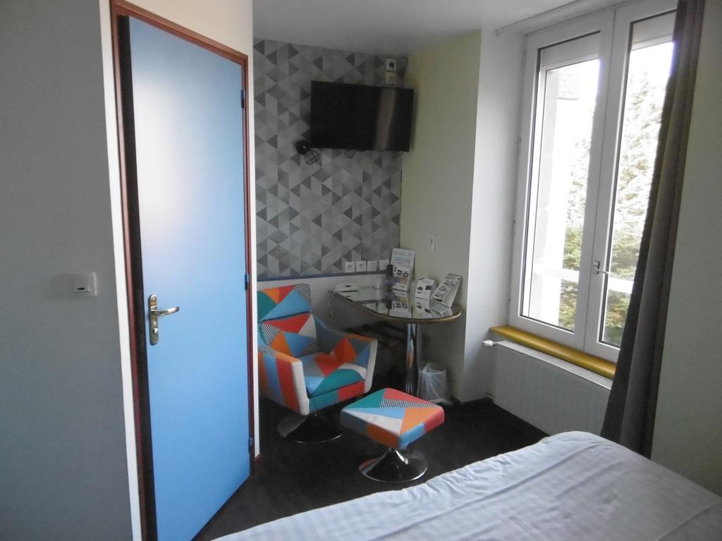 Hotel De L'Arrivee Guingamp Eksteriør billede